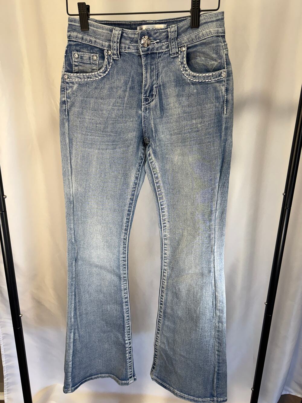 Y Jeans Los Angeles Women’s Size 1/2 Light Wash Rhinestone Bootcut Flare Jeans